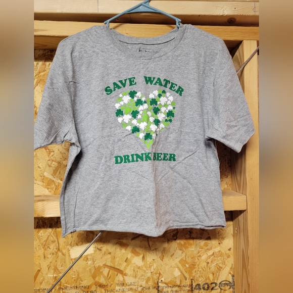 Miken Tops - Miken Flow Save Water Drink Beer NWOT NEW‎ Women's Crop Tshirt Size Large
